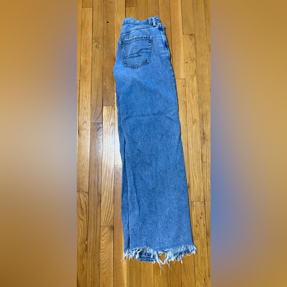 American Eagle Super High Rise Baggy Wide Leg Jeans-Size 4-XLong - Picture 2 of 7